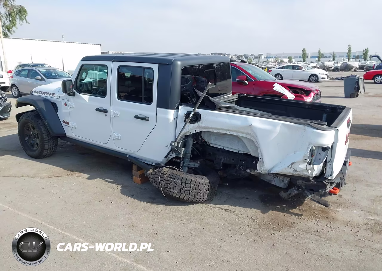 2020 Jeep Gladiator Mojave 4X4 VIN:1C6JJTEG2LL209677 - 3