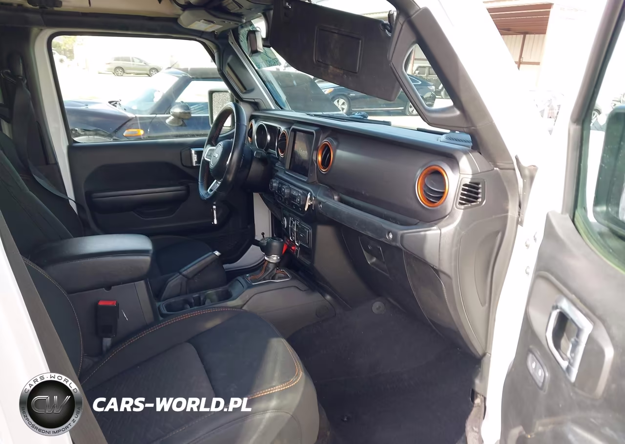 2020 Jeep Gladiator Mojave 4X4 VIN:1C6JJTEG2LL209677 - 5