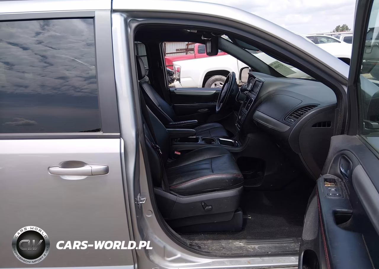 2019 Dodge Grand Caravan Gt VIN:2C4RDGEG5KR595009 - 5