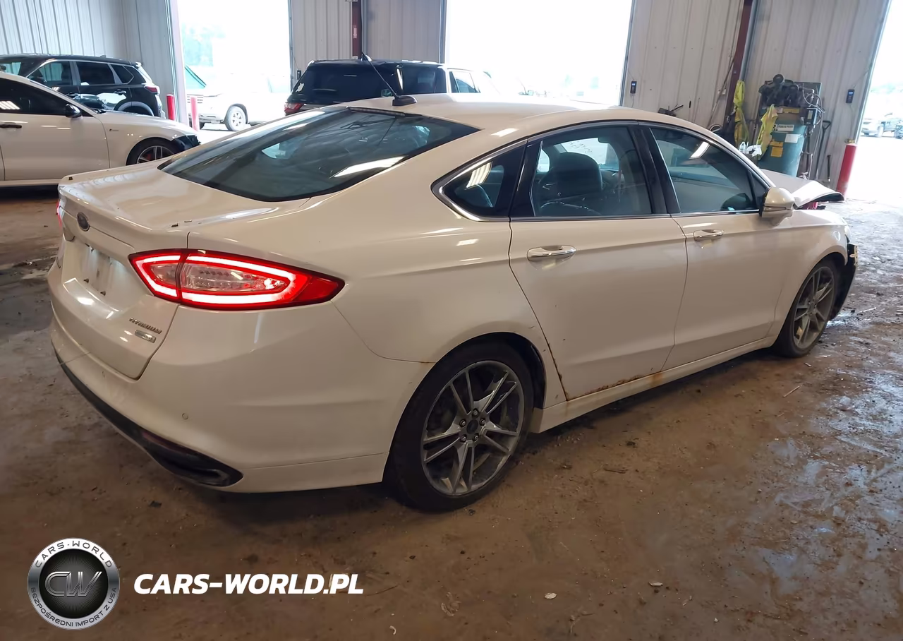 2013 Ford Fusion Titanium VIN:3FA6P0K98DR322298 - 4