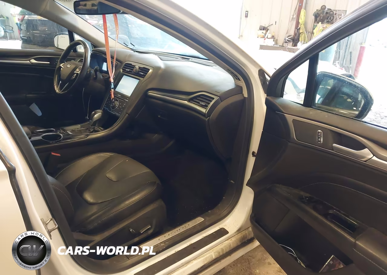 2013 Ford Fusion Titanium VIN:3FA6P0K98DR322298 - 5
