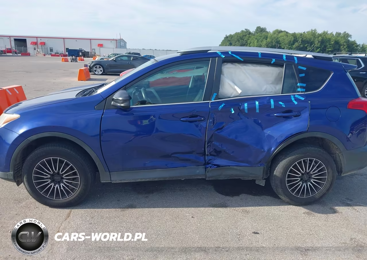 2015 Toyota Rav4 Le VIN:2T3BFREV8FW250316 - 14
