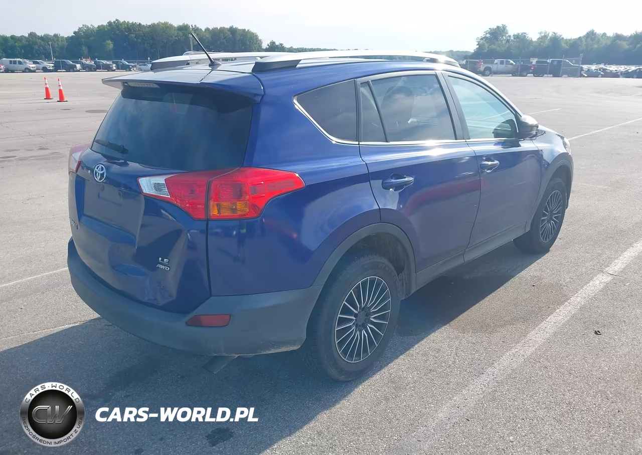 2015 Toyota Rav4 Le VIN:2T3BFREV8FW250316 - 4