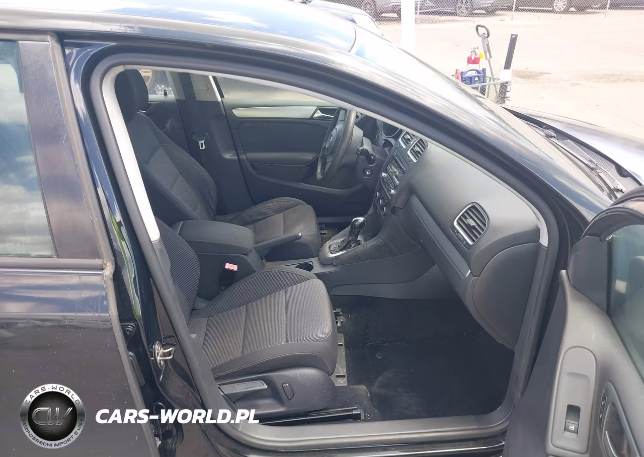 2012 Volkswagen Golf 2.5L 4-Door VIN:WVWDB7AJ6CW287700 - 5