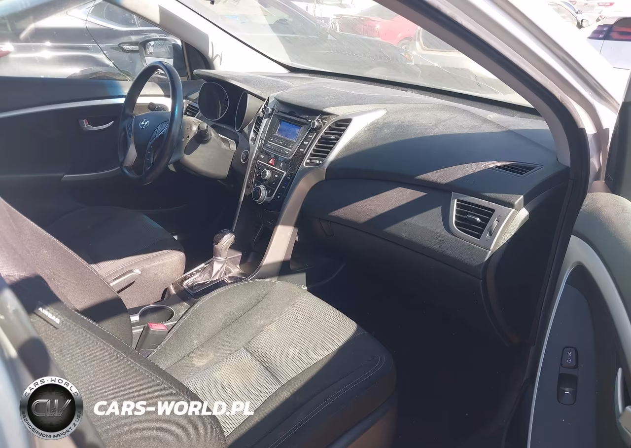 2016 Hyundai Elantra Gt VIN:KMHD35LH4GU307418 - 5
