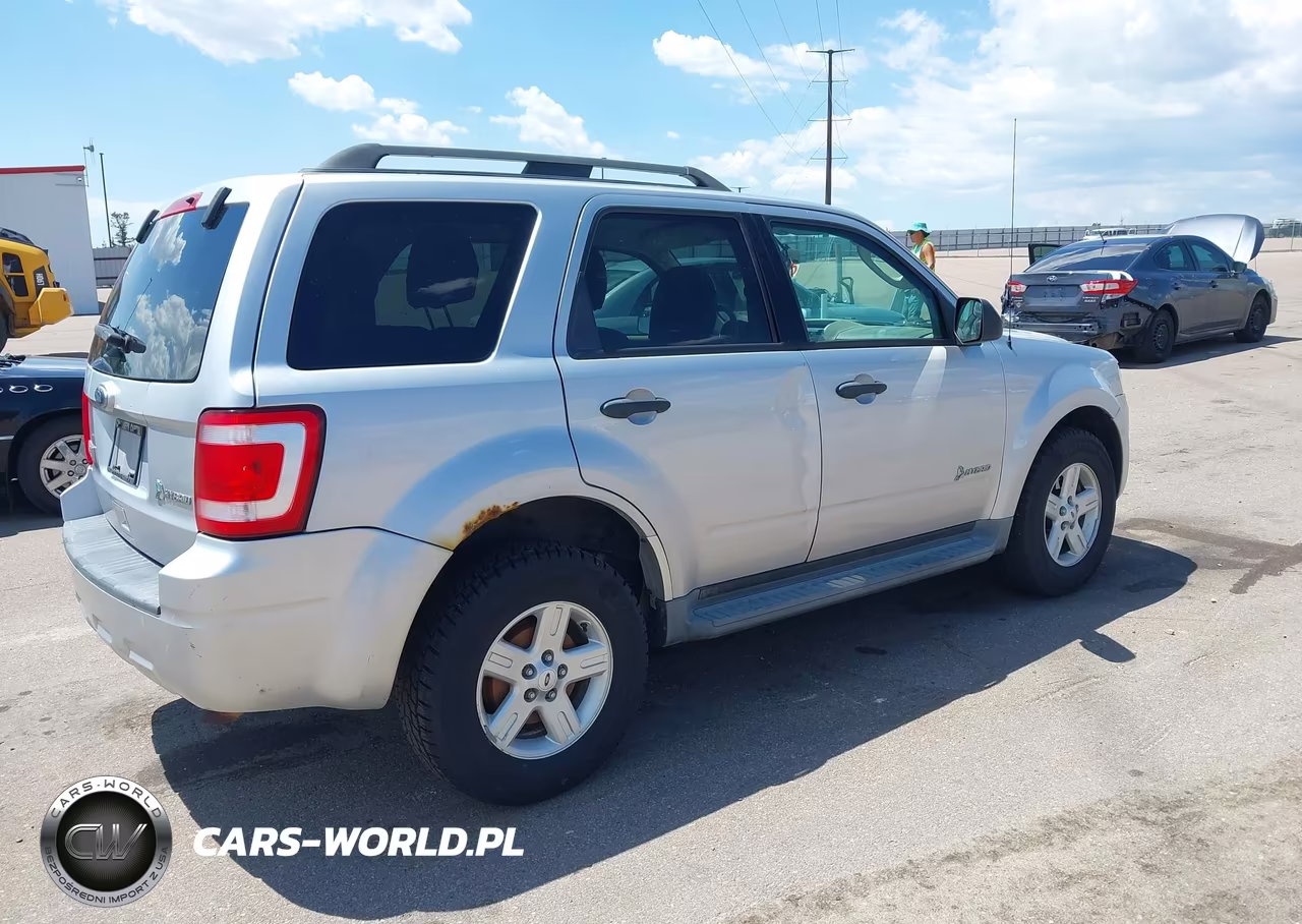 2011 Ford Escape Hybrid VIN:1FMCU5K36BKA92823 - 4