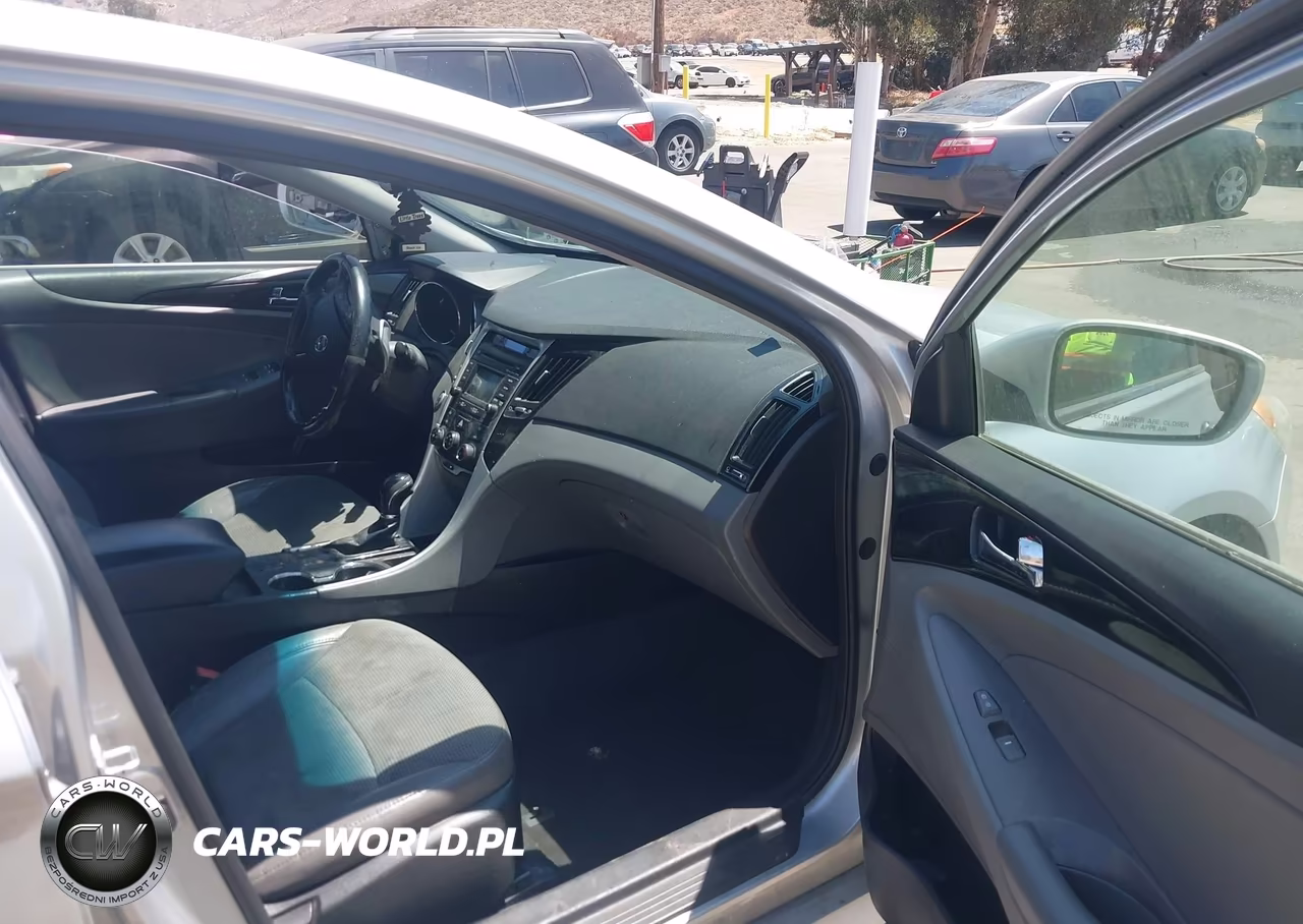2014 Hyundai Sonata Se VIN:5NPEC4ACXEH887677 - 5