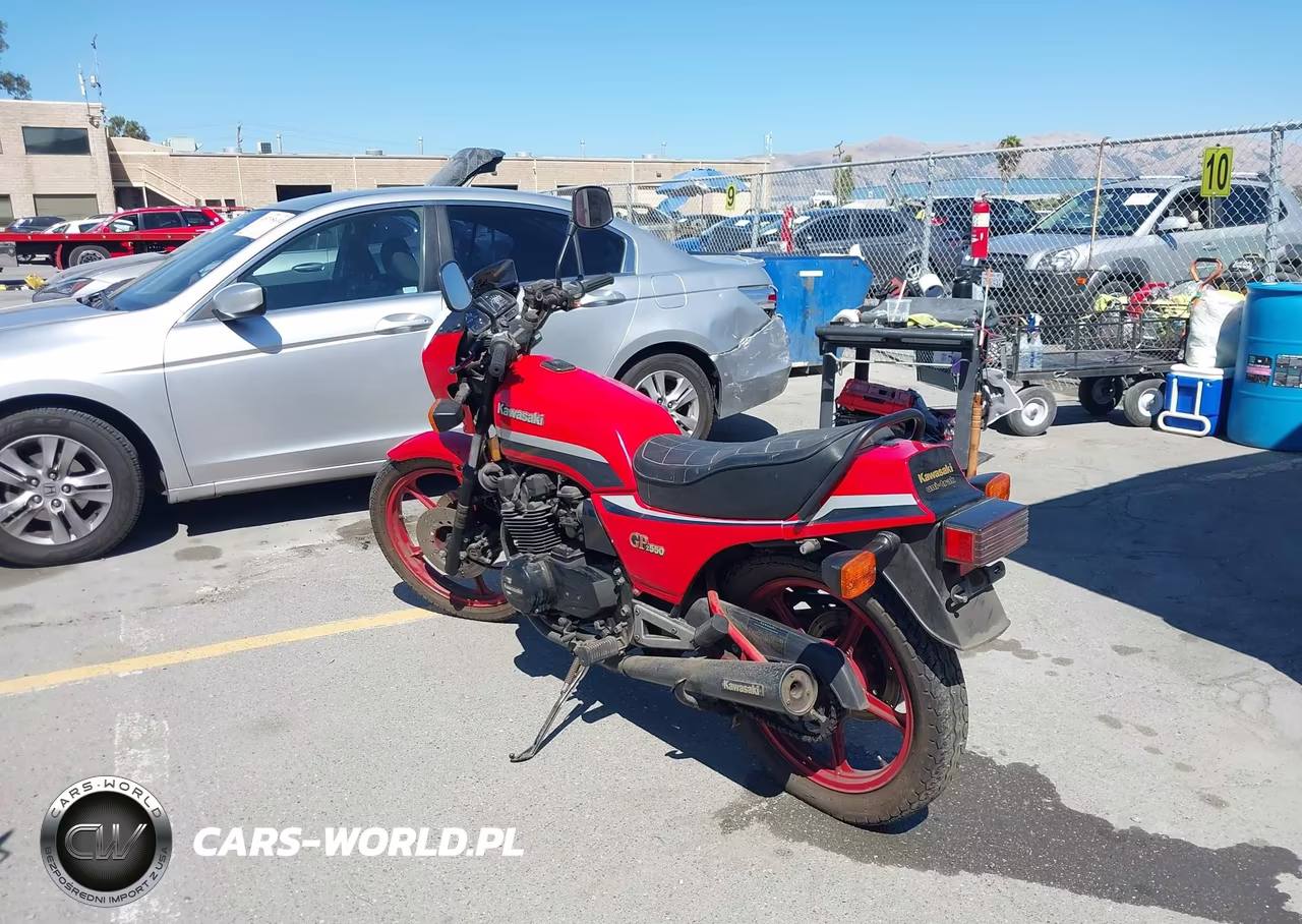 1982 Kawasaki Kz550 H VIN:JKAKZFH19CA002756 - 3