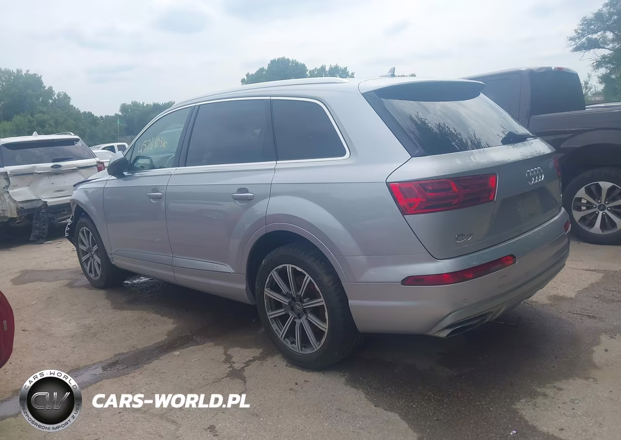 2017 Audi Q7 3.0T Premium VIN:WA1LAAF70HD024575 - 14