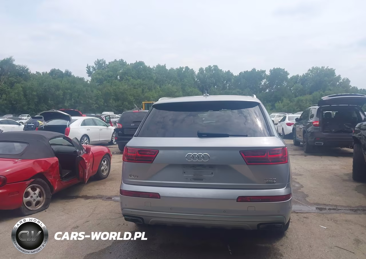 2017 Audi Q7 3.0T Premium VIN:WA1LAAF70HD024575 - 16