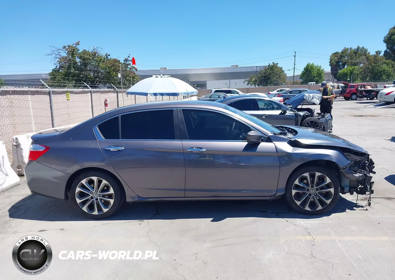 2014 Honda Accord Sport VIN:1HGCR2F58EA147414 - 13