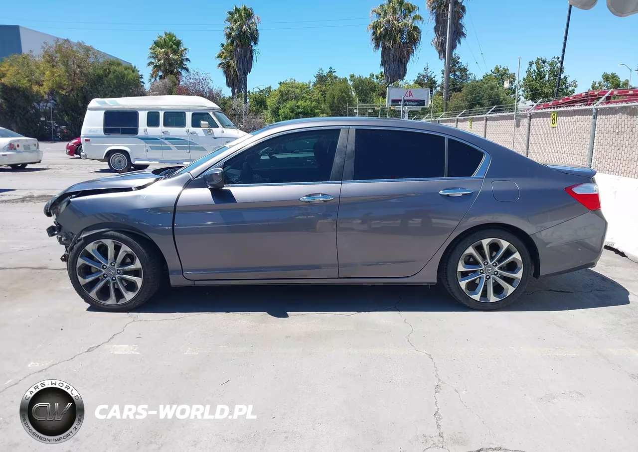 2014 Honda Accord Sport VIN:1HGCR2F58EA147414 - 14