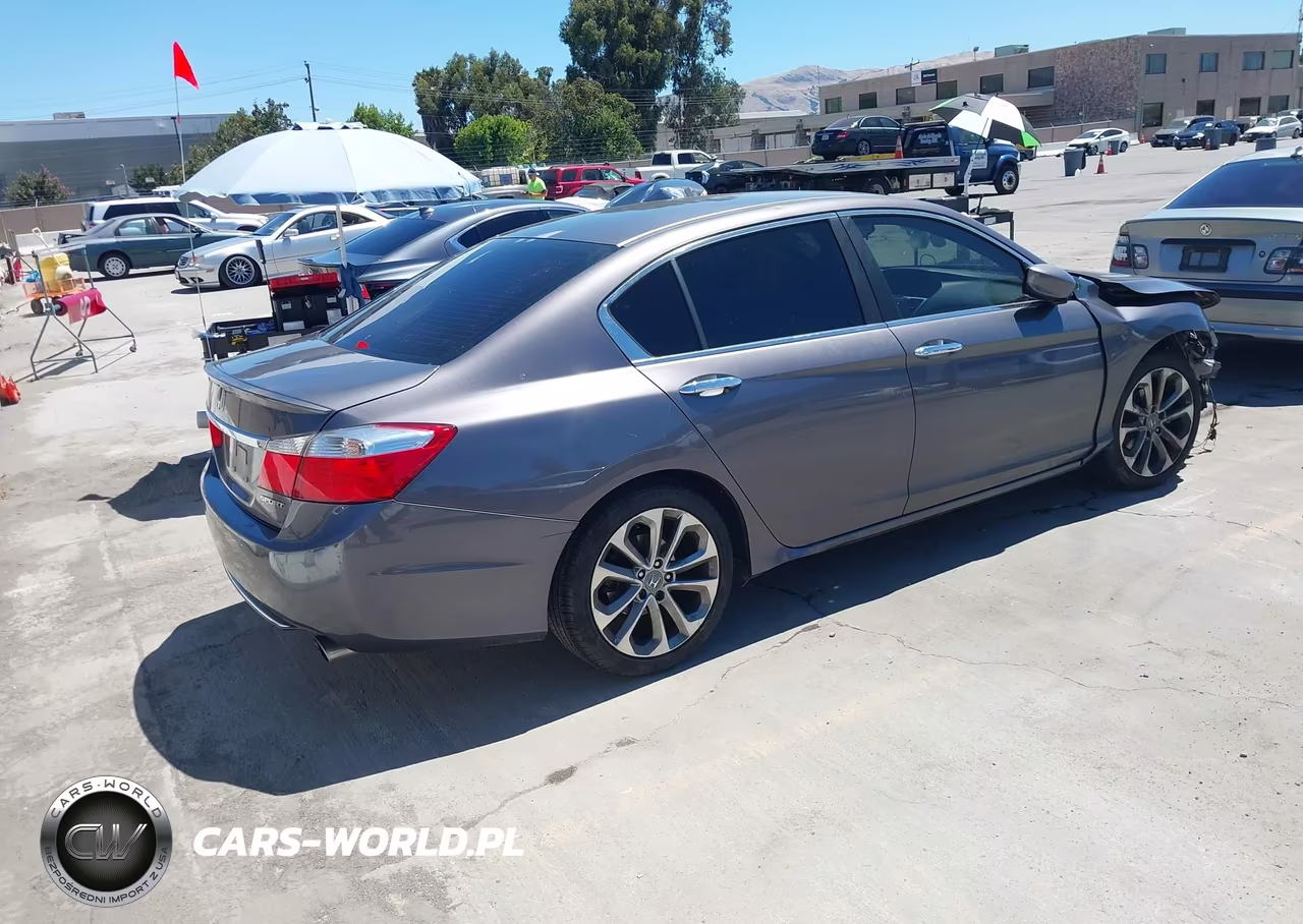 2014 Honda Accord Sport VIN:1HGCR2F58EA147414 - 4