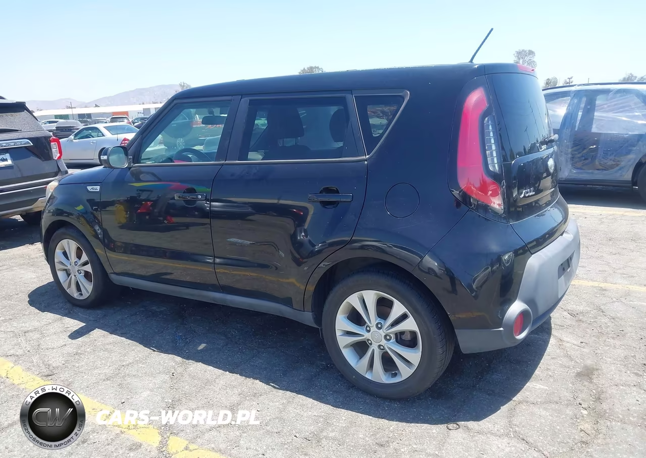 2014 Kia Soul + VIN:KNDJP3A58E7047772 - 3