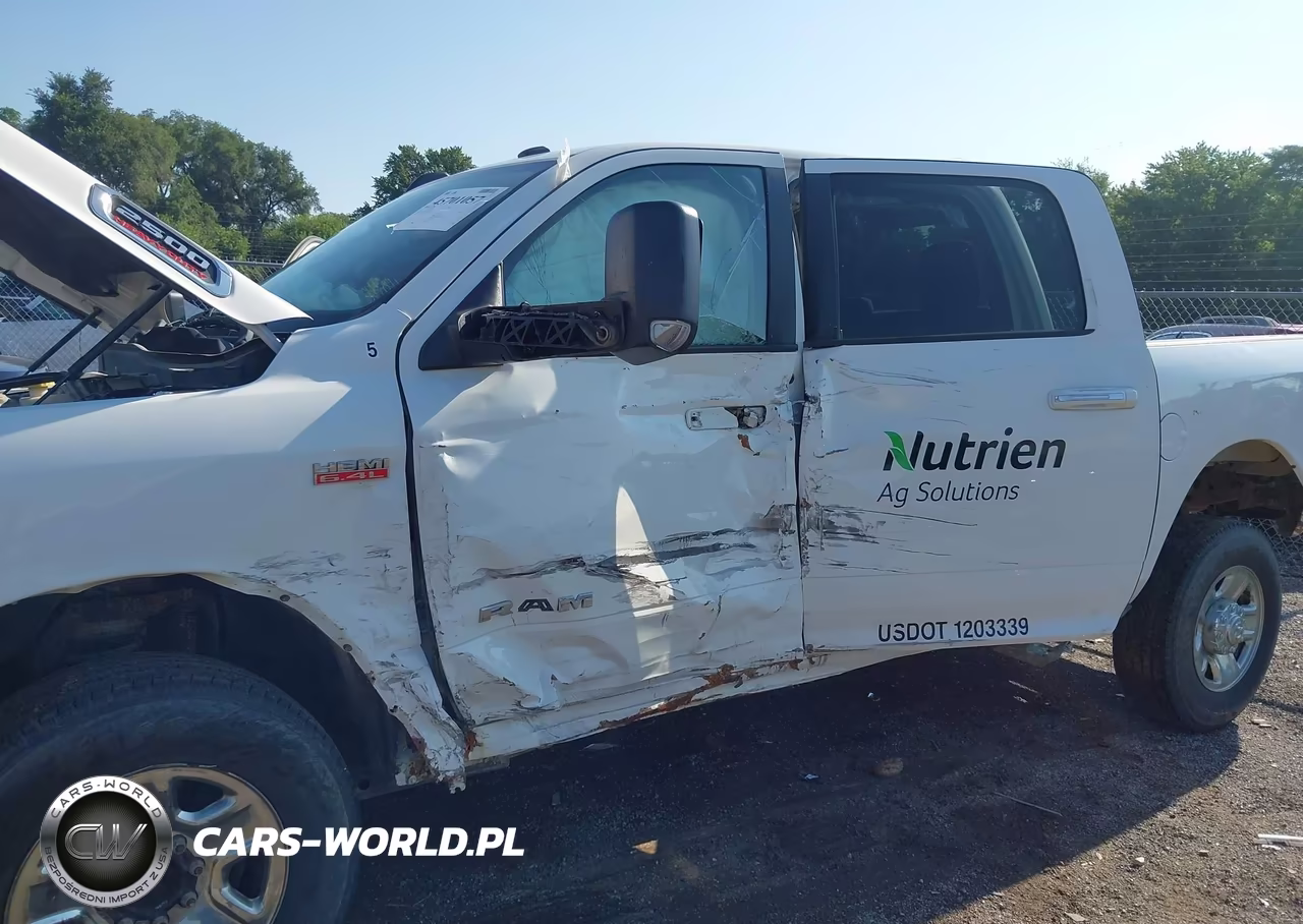 2019 Ram 2500 Big Horn 4X4 6'4 Box VIN:3C6UR5DJ1KG581036 - 7