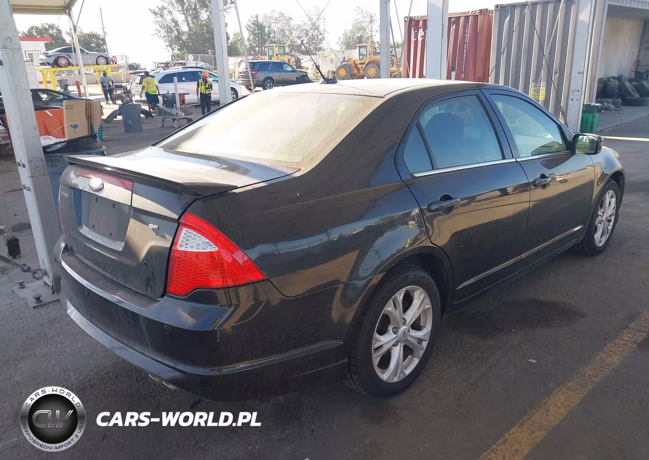 2012 Ford Fusion Se VIN:3FAHP0HA3CR310441 - 4