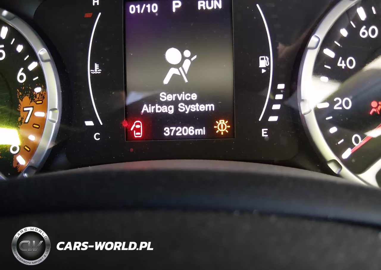 2018 Jeep Renegade Sport 4X4 VIN:ZACCJBABXJPJ51913 - 15