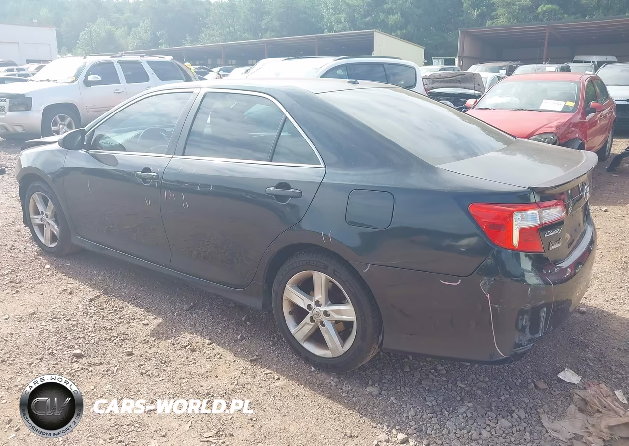 2014 Toyota Camry Se VIN:4T1BF1FK9EU340801 - 3