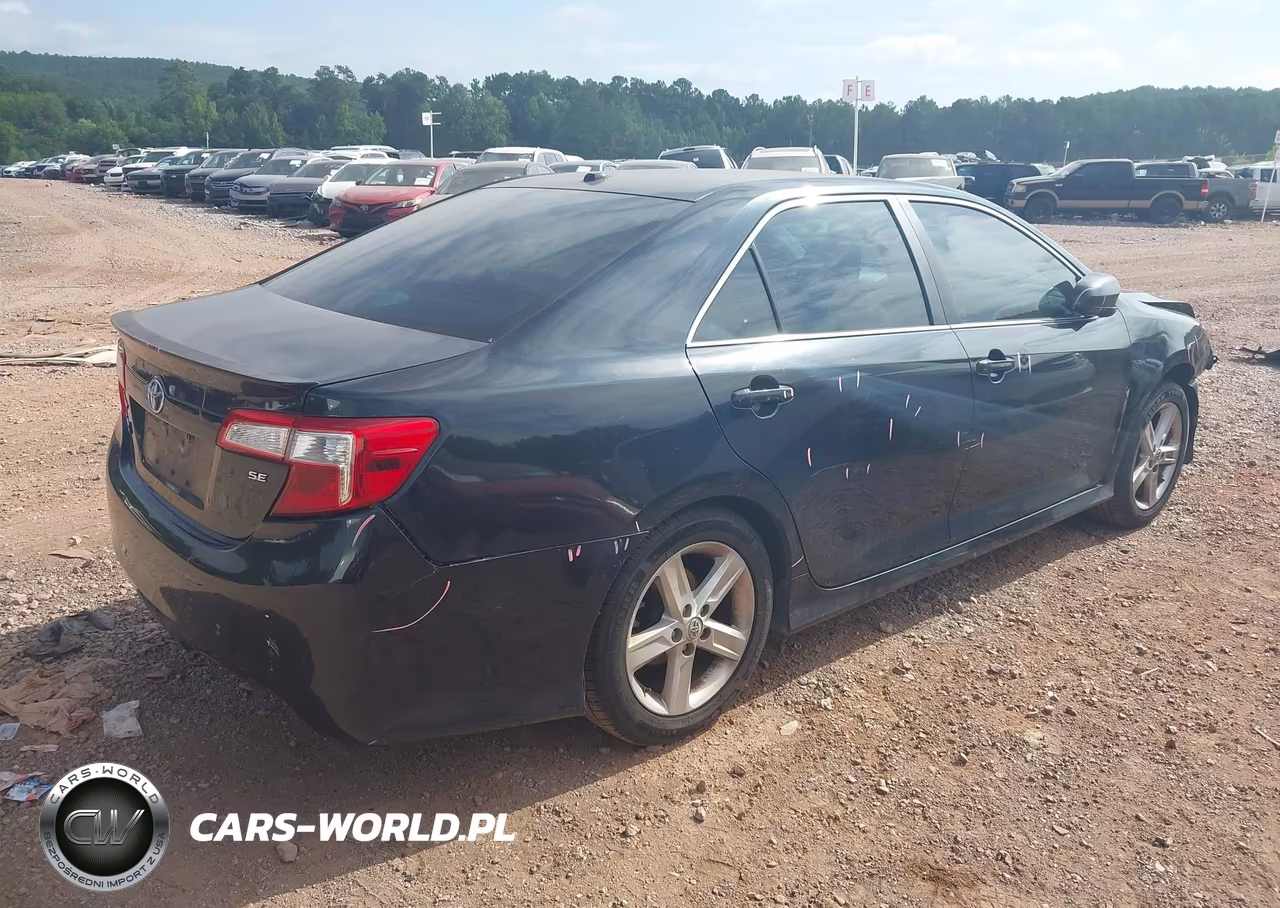 2014 Toyota Camry Se VIN:4T1BF1FK9EU340801 - 4