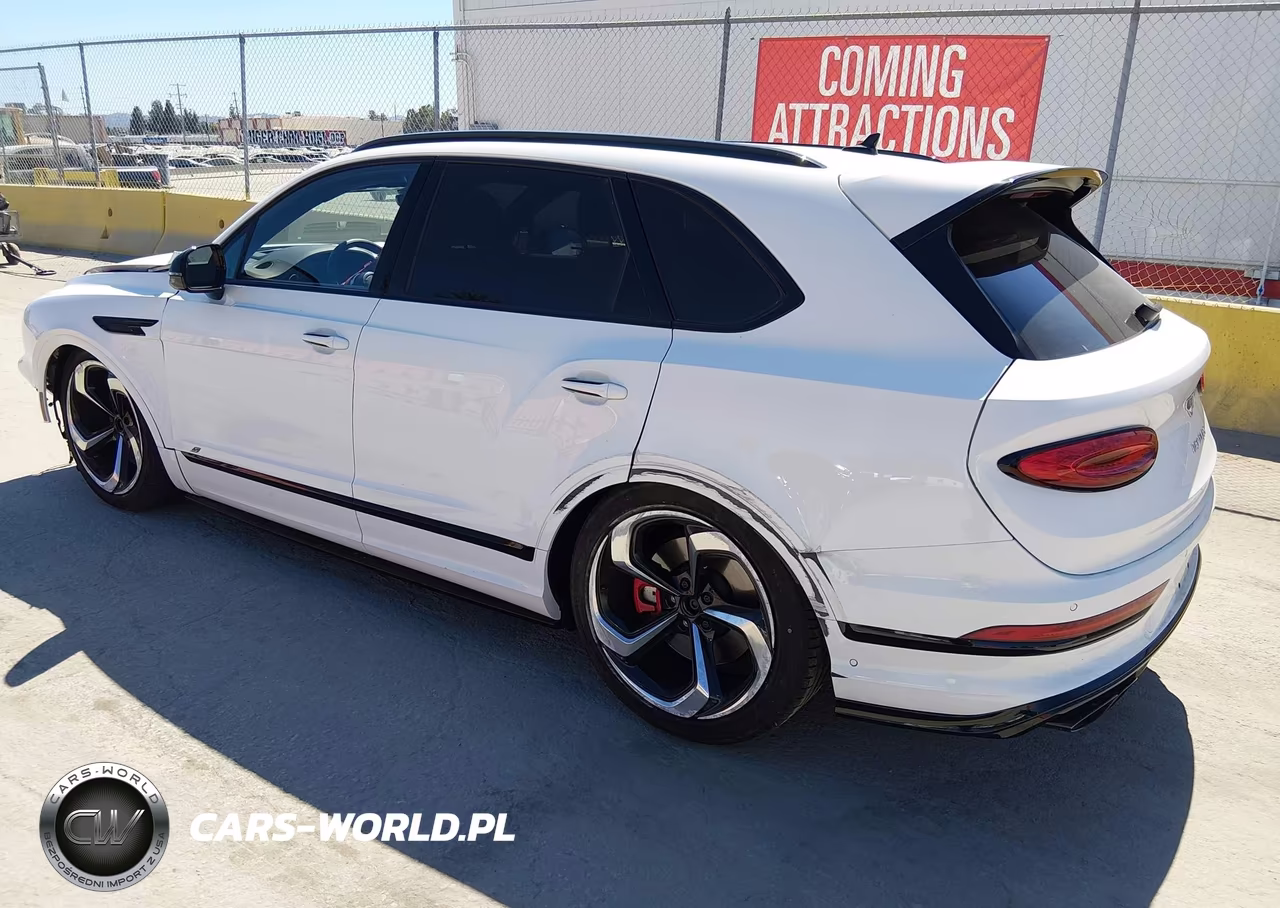 2023 Bentley Bentayga Azure-S VIN:SJAAT2ZV2PC022081 - 3