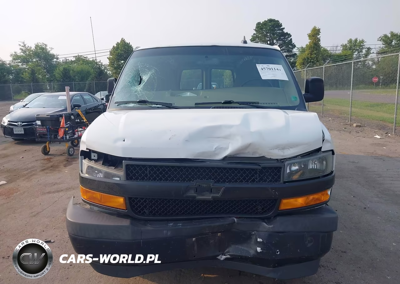 2019 Chevrolet Express 2500 Work Van VIN:1GCWGBFP1K1372546 - 12