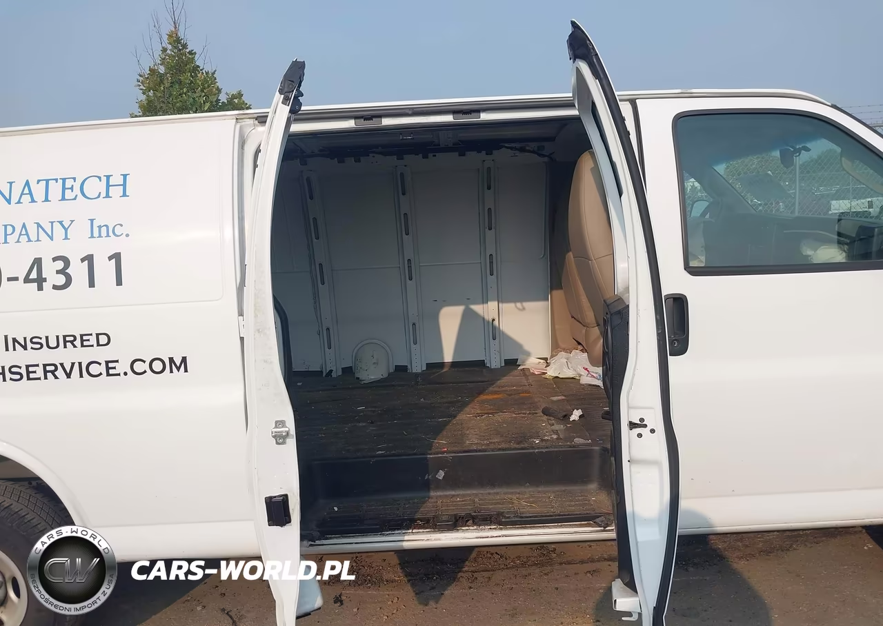 2019 Chevrolet Express 2500 Work Van VIN:1GCWGBFP1K1372546 - 8