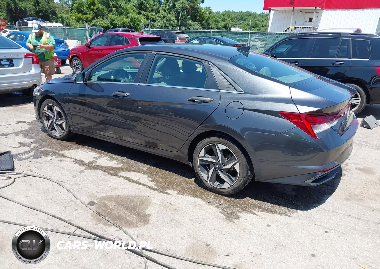 2021 Hyundai Elantra Sel VIN:5NPLN4AG3MH037666 - 3