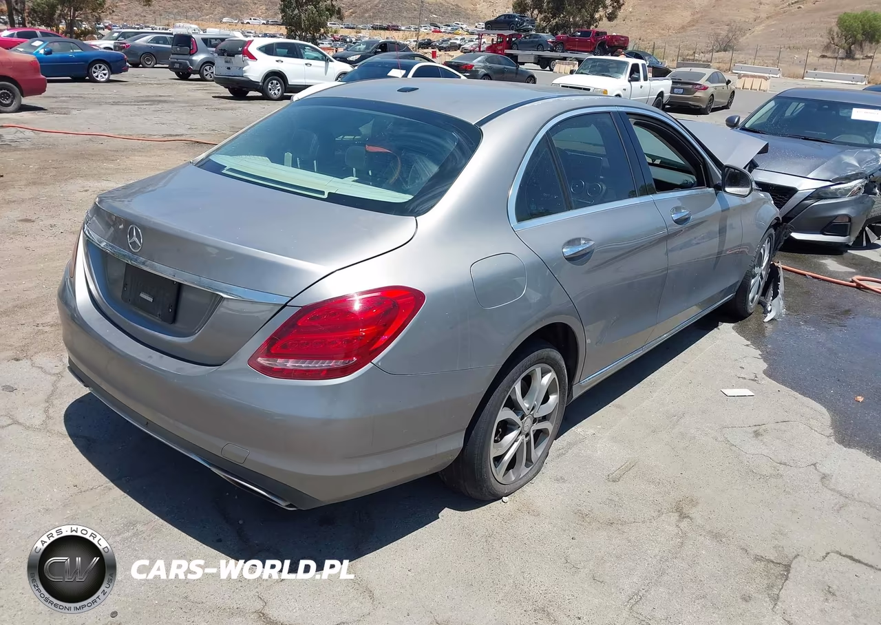 2015 Mercedes-Benz C 300 4Matic VIN:55SWF4KBXFU055787 - 4