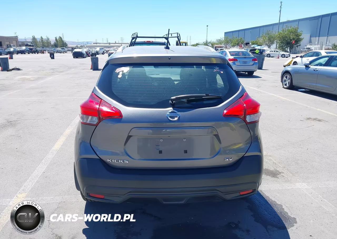 2019 Nissan Kicks Sv VIN:3N1CP5CU6KL535668 - 16
