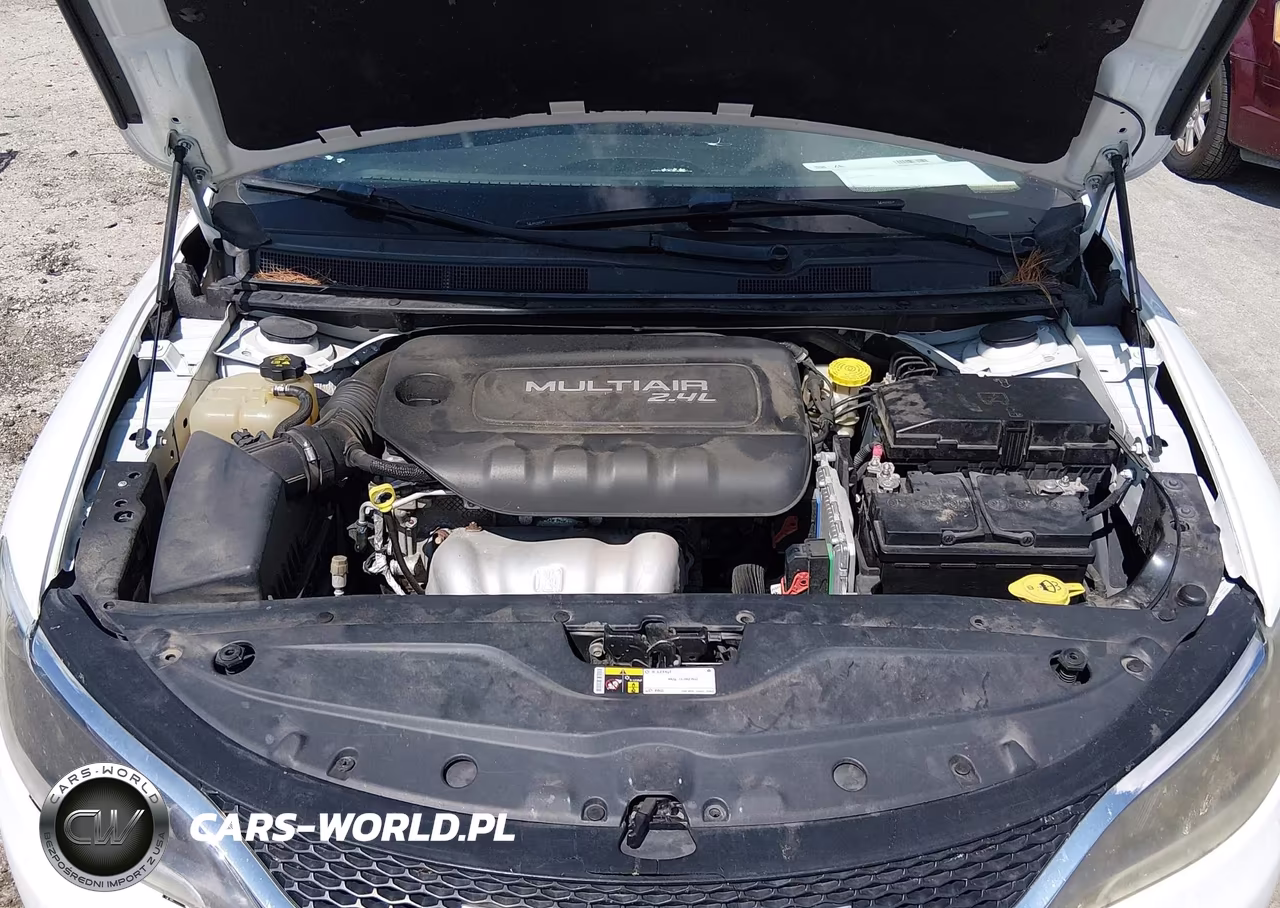 2015 Chrysler 200 Limited VIN:1C3CCCAB5FN679107 - 10