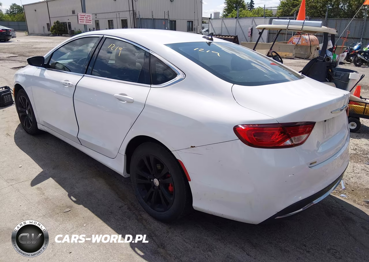 2015 Chrysler 200 Limited VIN:1C3CCCAB5FN679107 - 3