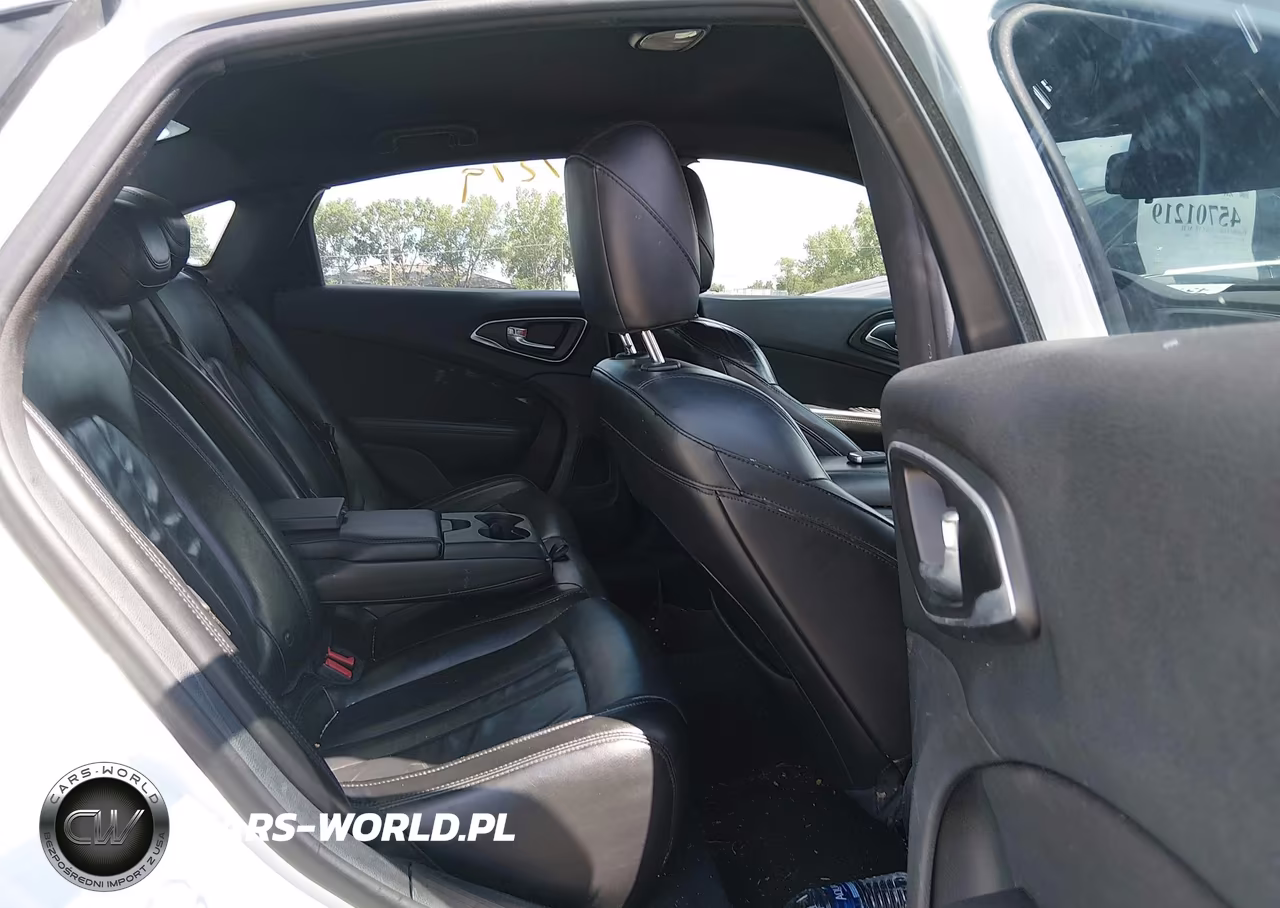 2015 Chrysler 200 Limited VIN:1C3CCCAB5FN679107 - 8