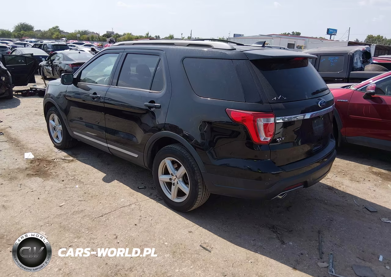 2018 Ford Explorer Xlt VIN:1FM5K7D80JGB30535 - 3