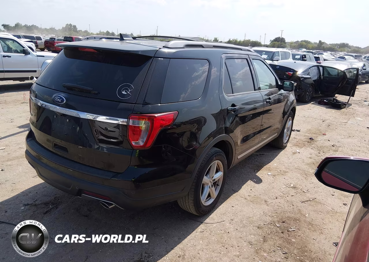 2018 Ford Explorer Xlt VIN:1FM5K7D80JGB30535 - 4