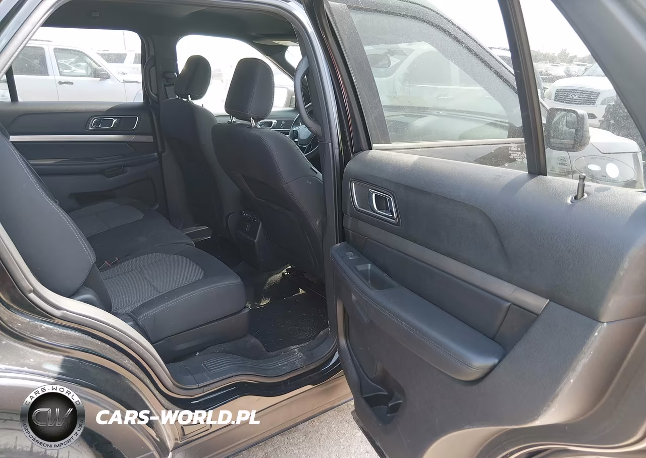 2018 Ford Explorer Xlt VIN:1FM5K7D80JGB30535 - 8