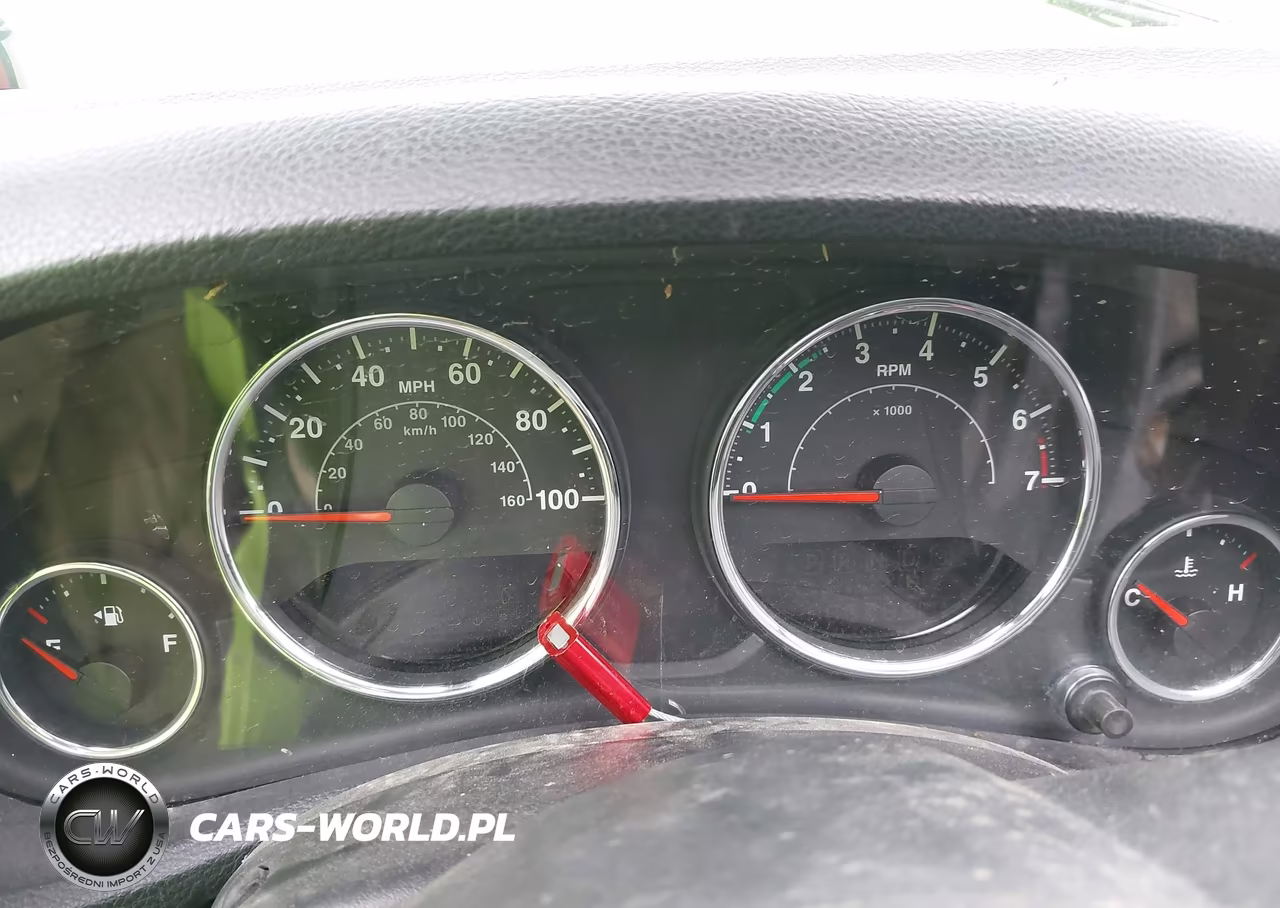 2012 Jeep Wrangler Unlimited Sahara VIN:1C4BJWEG5CL272982 - 16