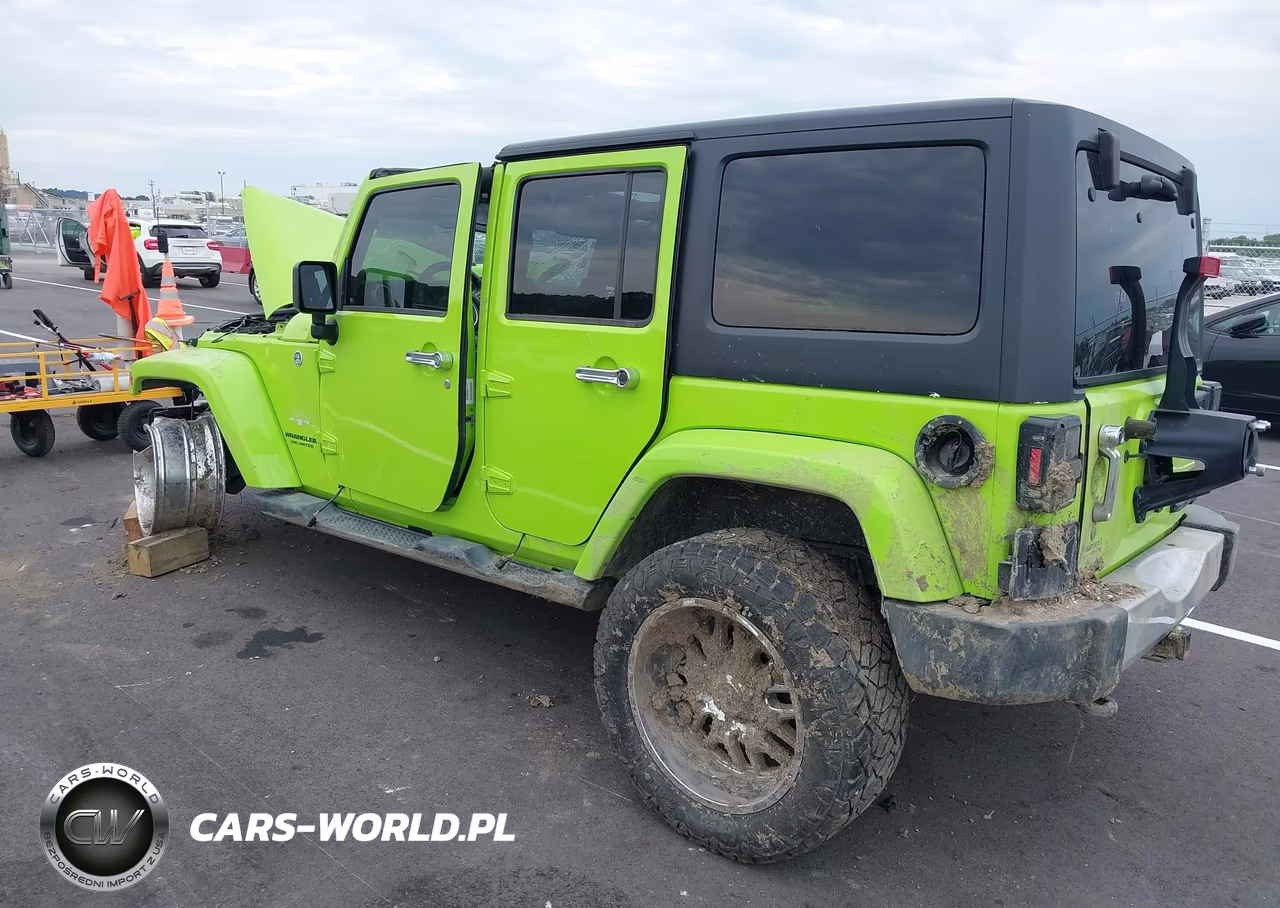 2012 Jeep Wrangler Unlimited Sahara VIN:1C4BJWEG5CL272982 - 3