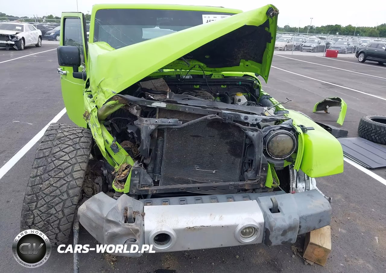2012 Jeep Wrangler Unlimited Sahara VIN:1C4BJWEG5CL272982 - 6