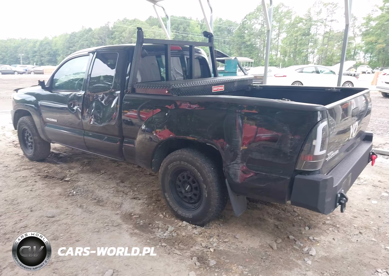 2014 Toyota Tacoma VIN:5TFTX4CN4EX046582 - 3
