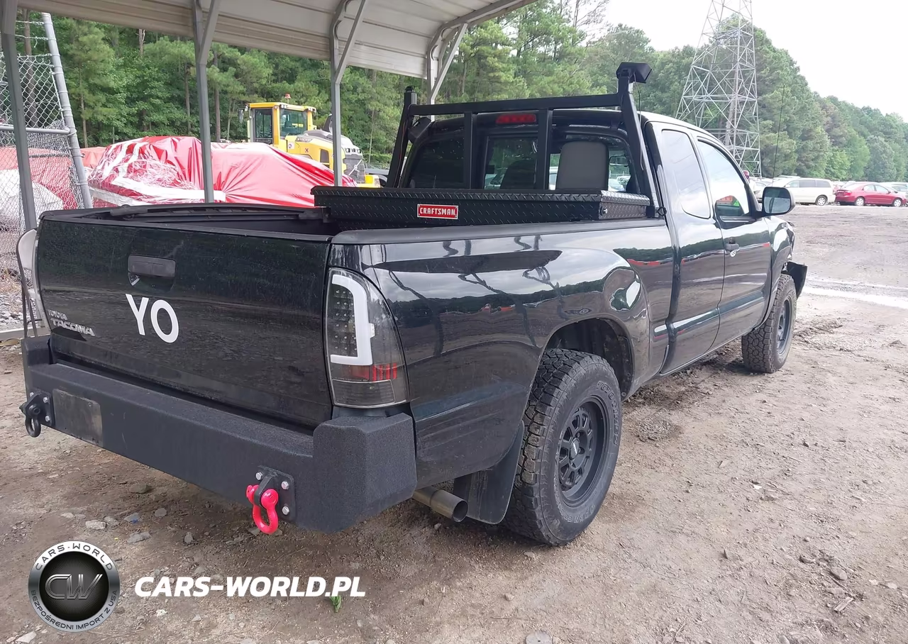2014 Toyota Tacoma VIN:5TFTX4CN4EX046582 - 4