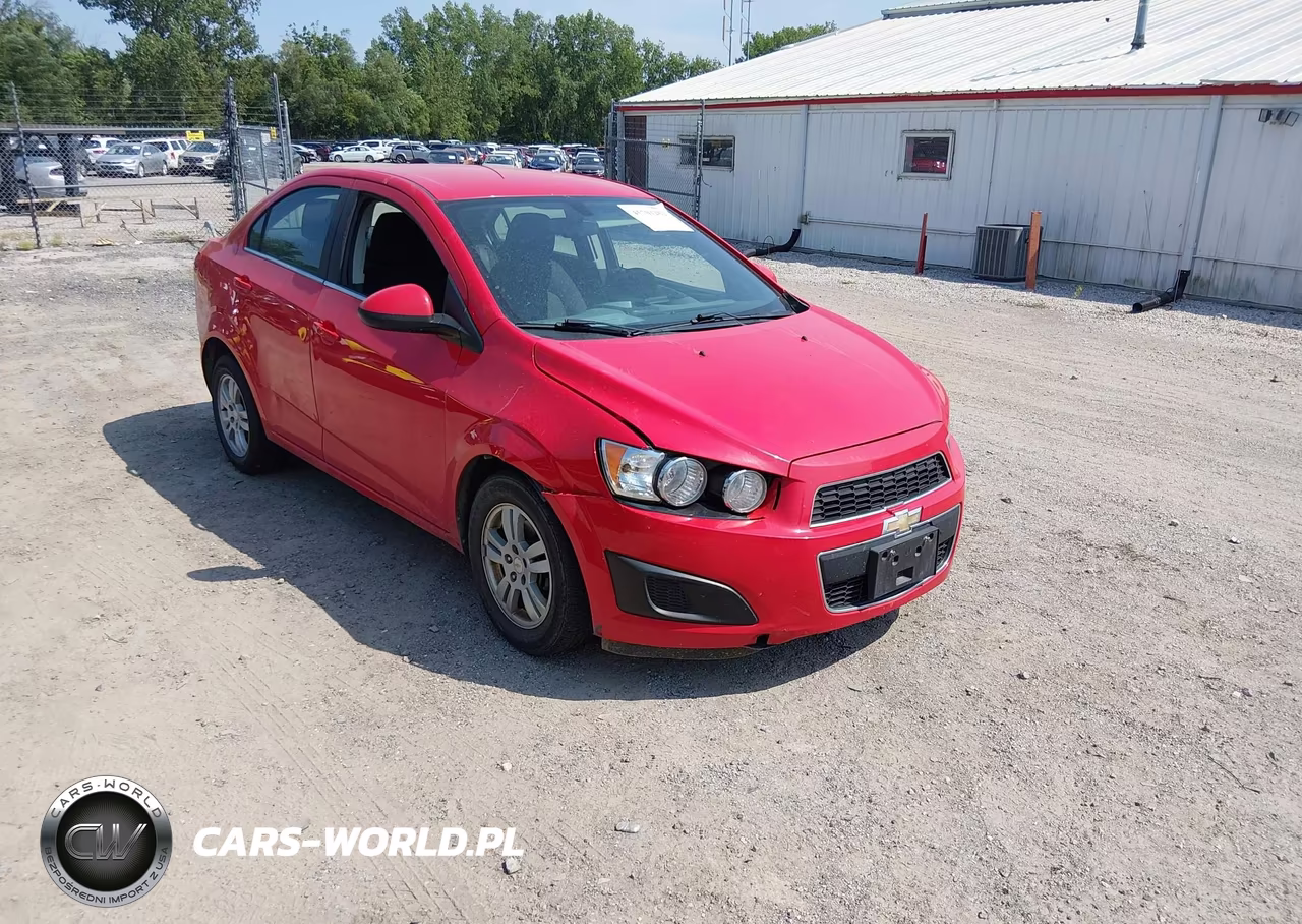 2015 Chevrolet Sonic Lt Auto – zdjęcie 1 z 16