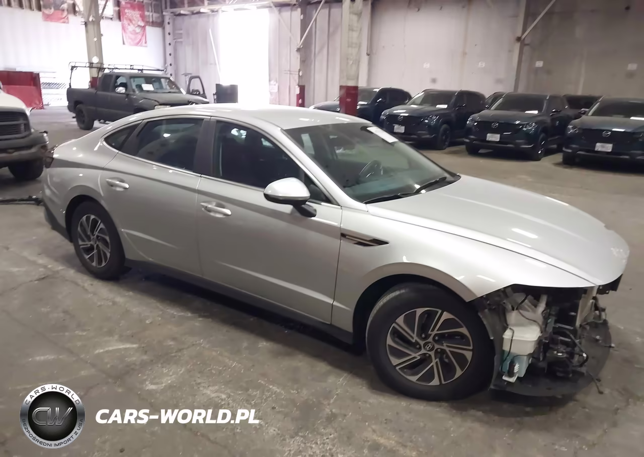 2026 Hyundai Sonata Hybrid Blue VIN:KMHL24JJ3TA157764 - 1