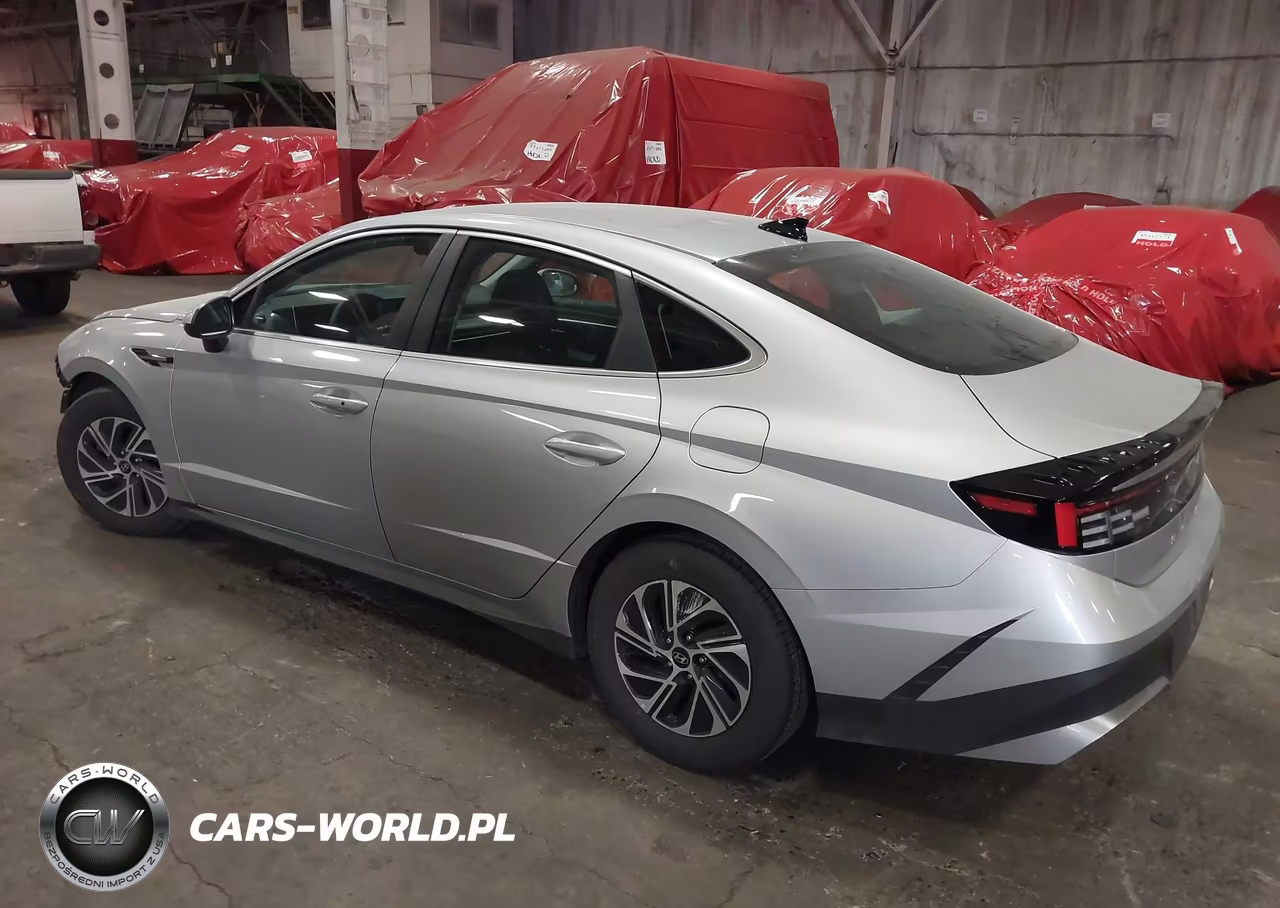 2026 Hyundai Sonata Hybrid Blue VIN:KMHL24JJ3TA157764 - 3