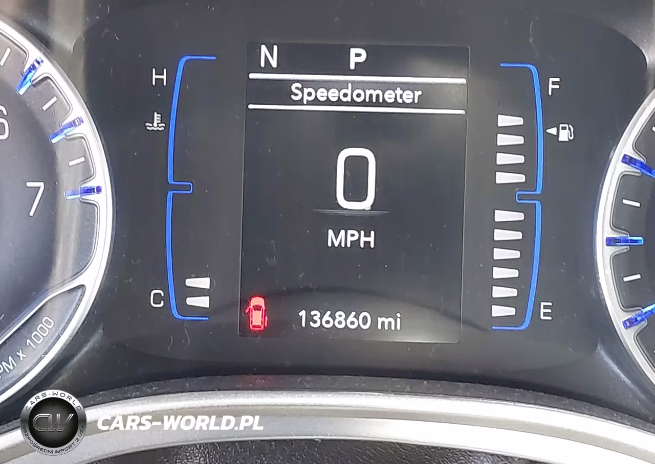2020 Chrysler Pacifica Touring VIN:2C4RC1FG8LR286943 - 15
