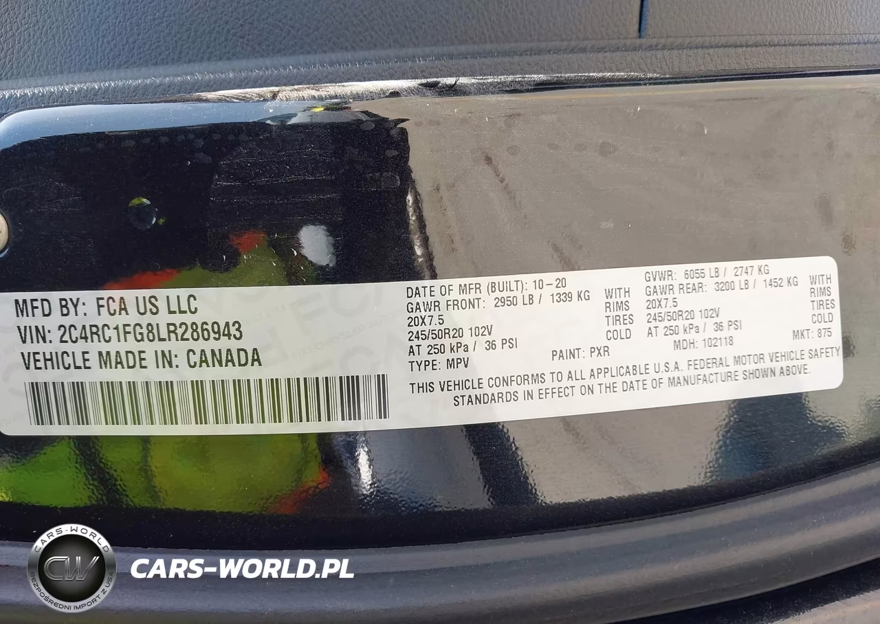 2020 Chrysler Pacifica Touring VIN:2C4RC1FG8LR286943 - 9