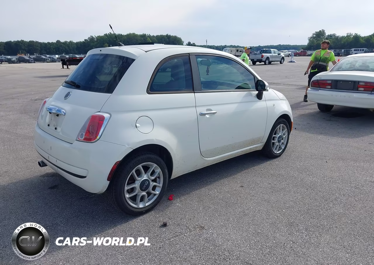 2013 Fiat 500 Pop VIN:3C3CFFAR6DT553258 - 4