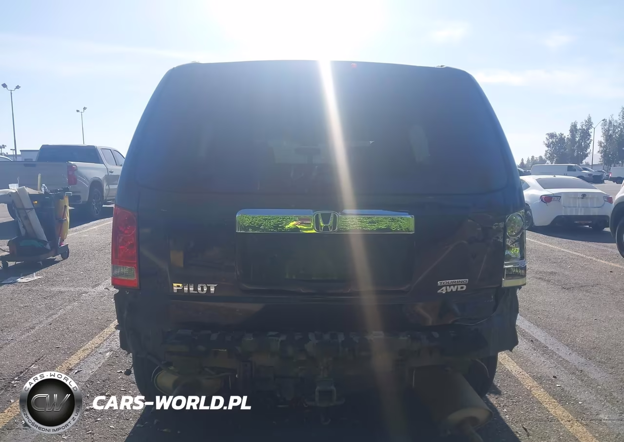 2015 Honda Pilot Touring VIN:5FNYF4H90FB022103 - 18