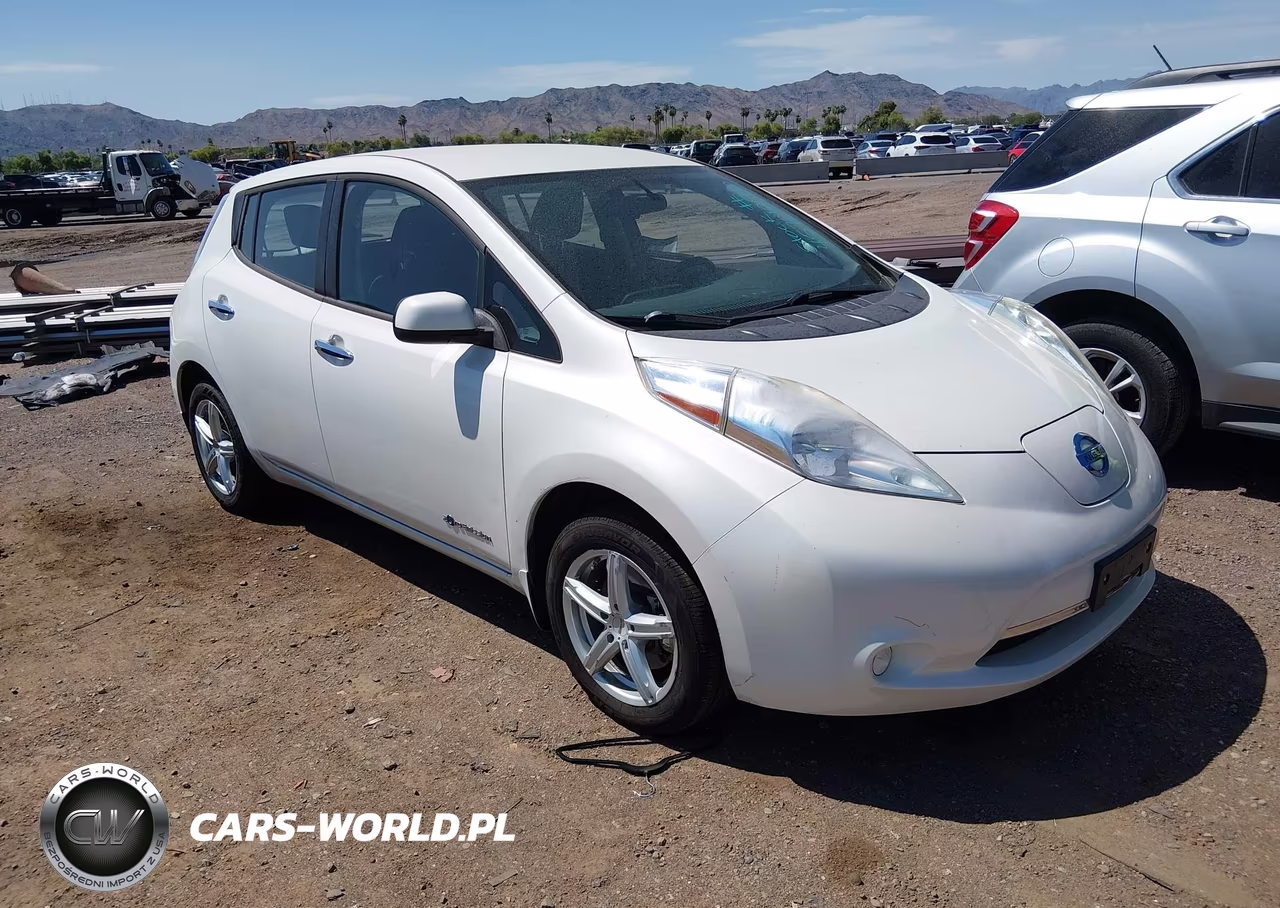 2015 Nissan Leaf S