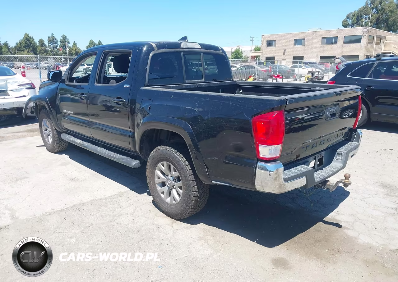 2017 Toyota Tacoma Sr5 VIN:5TFAX5GN4HX074667 - 3