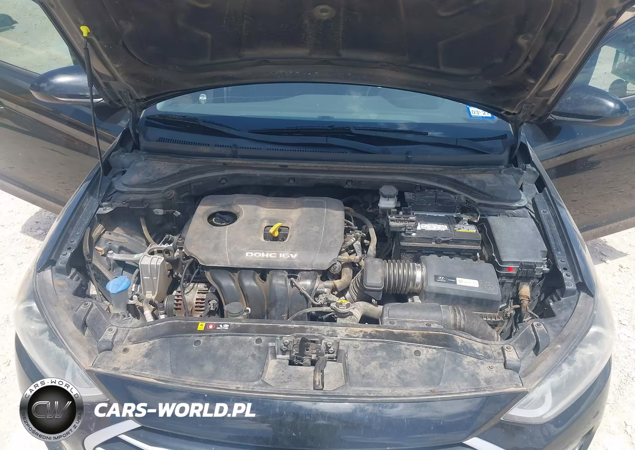 2018 Hyundai Elantra Value Edition VIN:5NPD84LF4JH280088 - 10